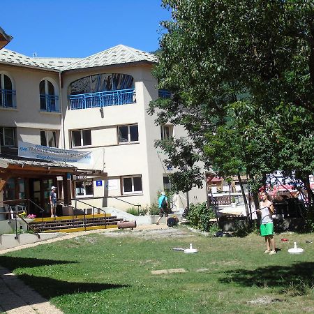Le Rabuons Hotel Saint-Etienne-de-Tinee Exterior photo
